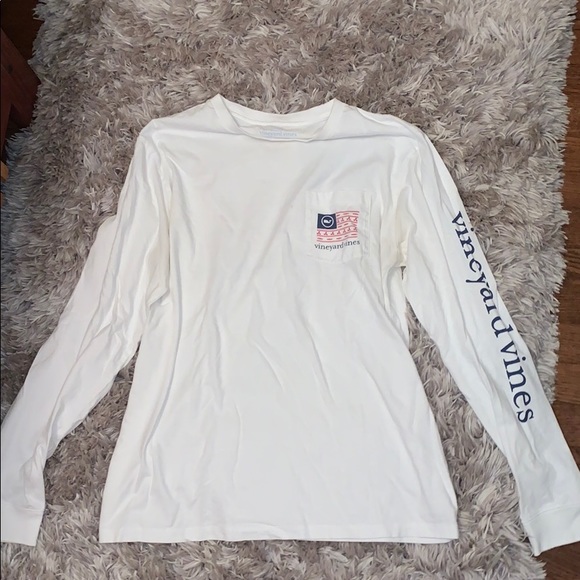 White long sleeve vineyard vines shirt - Picture 1 of 3